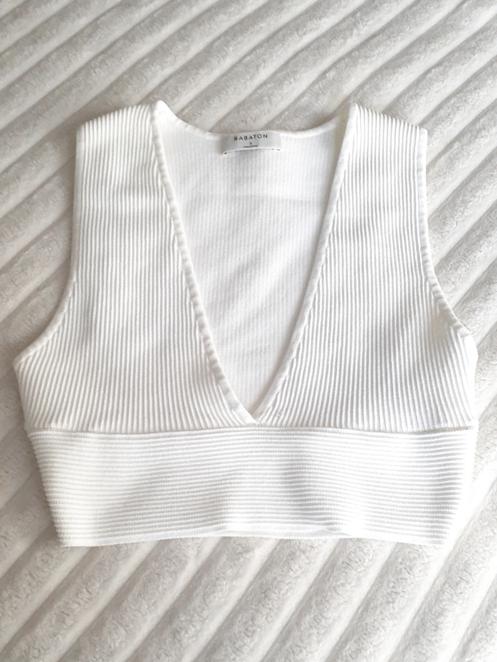 Cropped Babaton Top